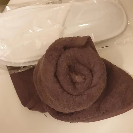 M&ns * Budapešť